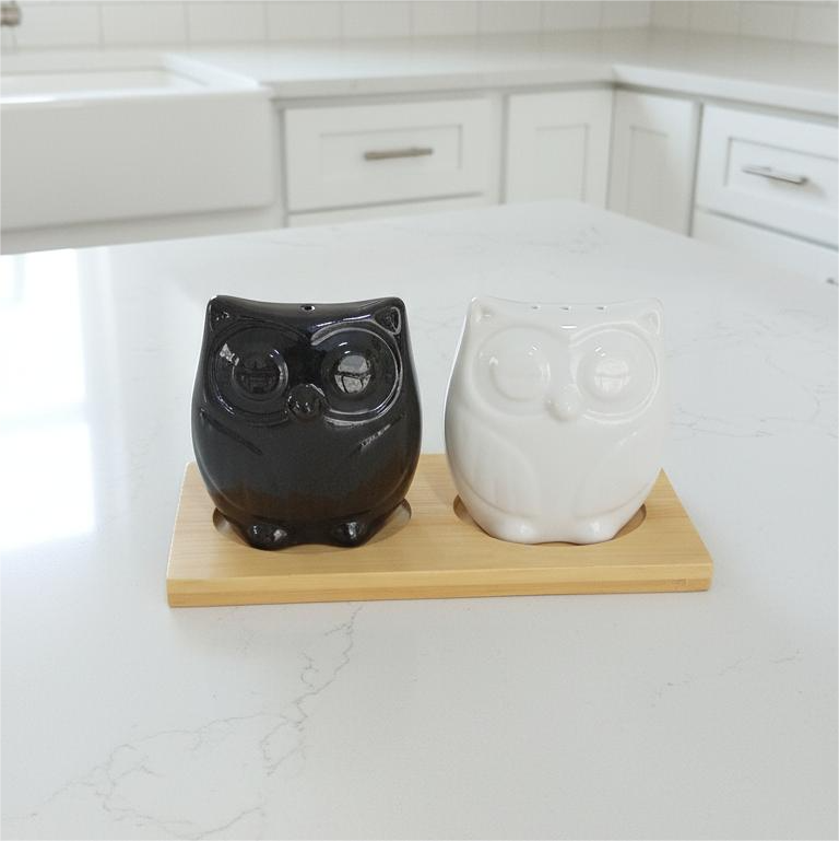 SALEROS DE CERAMICA BUHO